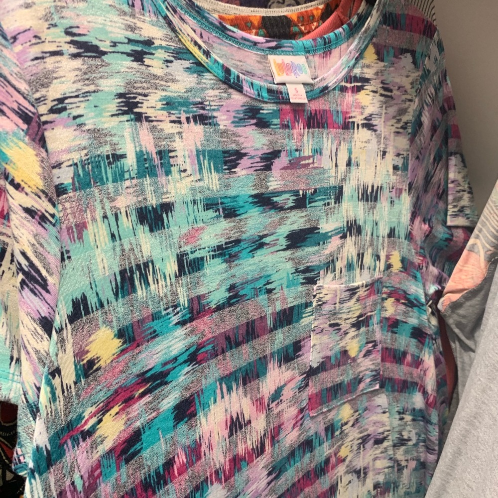 Lularoe - Picture 5 of 8